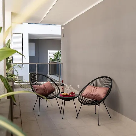 Am156 239 Modern Urban With Terrace & Wifi Bari